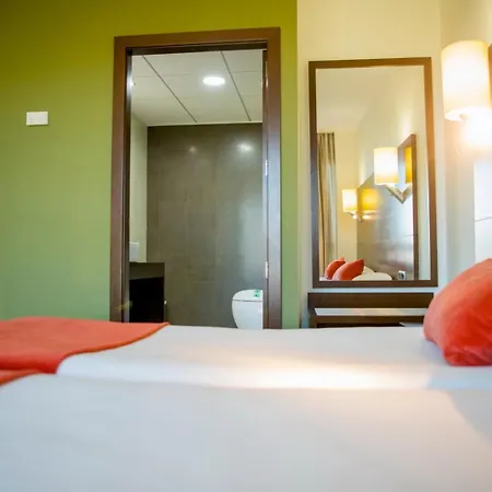 Hospedium Valles De Gredos Golf 酒店 塔拉尤埃拉