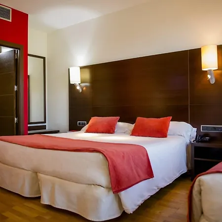 Hospedium Valles De Gredos Golf 酒店 4*