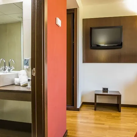 Hospedium Valles De Gredos Golf 4*