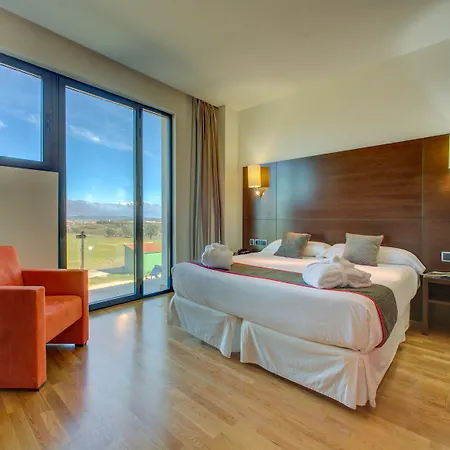 Hotel Hospedium Valles De Gredos Golf 4*