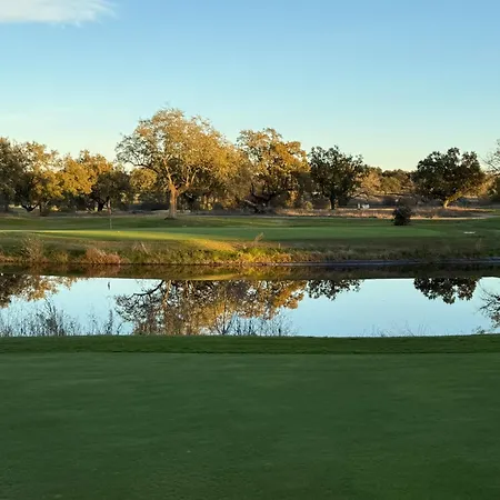 Hospedium Valles De Gredos Golf 4* 塔拉尤埃拉