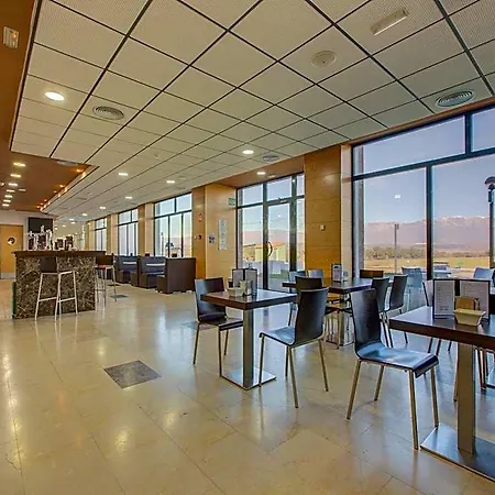 Hospedium Valles De Gredos Golf ホテル 4*