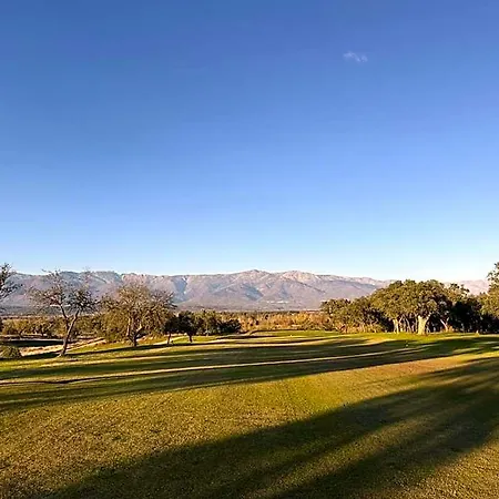ホテル Hospedium Valles De Gredos Golf