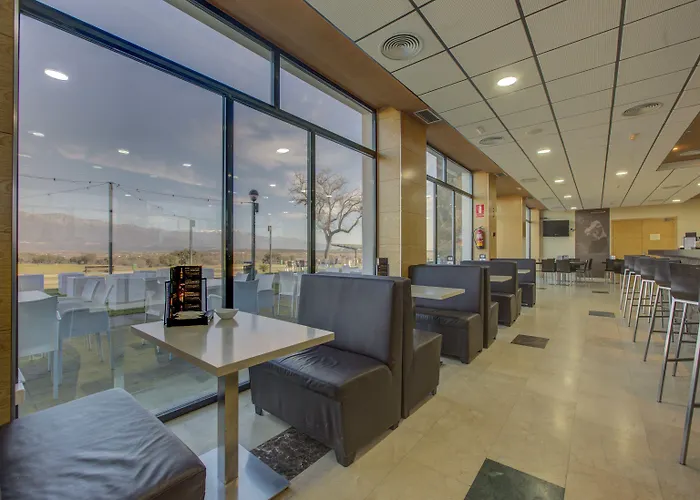 Отель Hospedium Valles De Gredos Golf Талаюэла