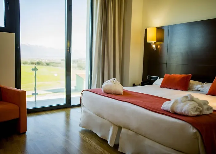 Hospedium Valles De Gredos Golf 4*