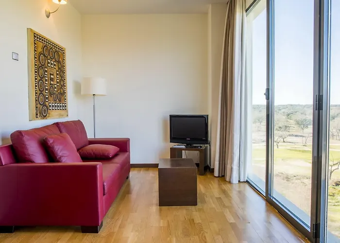 Hospedium Valles De Gredos Golf Отель Талаюэла