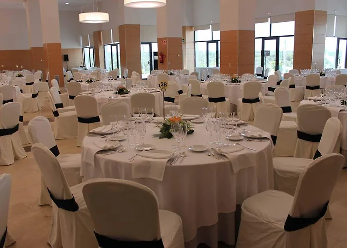 Hospedium Valles De Gredos Golf 4* Талаюэла