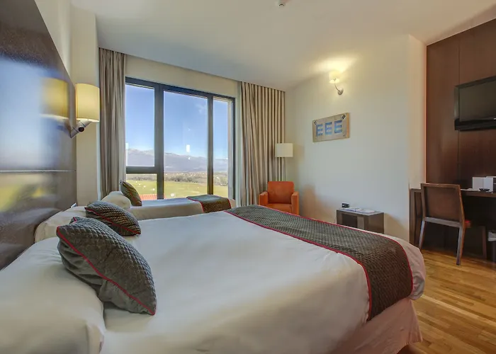 Hospedium Valles De Gredos Golf Hotel